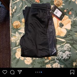 Kids Jordan sweatpants